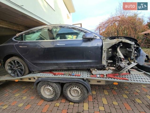 Черный Тесла Модель 3, объемом двигателя 0 л и пробегом 138 тыс. км за 8999 $, фото 4 на Automoto.ua