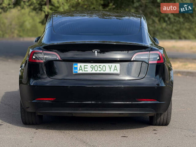 Чорний Тесла Модель 3, об'ємом двигуна 0 л та пробігом 147 тис. км за 15000 $, фото 13 на Automoto.ua
