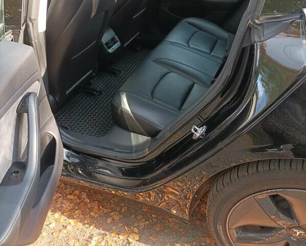 Черный Тесла Модель 3, объемом двигателя 0 л и пробегом 260 тыс. км за 13800 $, фото 7 на Automoto.ua