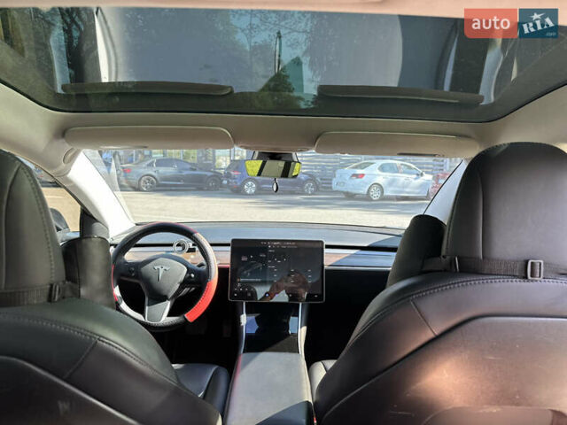 Чорний Тесла Модель 3, об'ємом двигуна 0 л та пробігом 139 тис. км за 14500 $, фото 16 на Automoto.ua