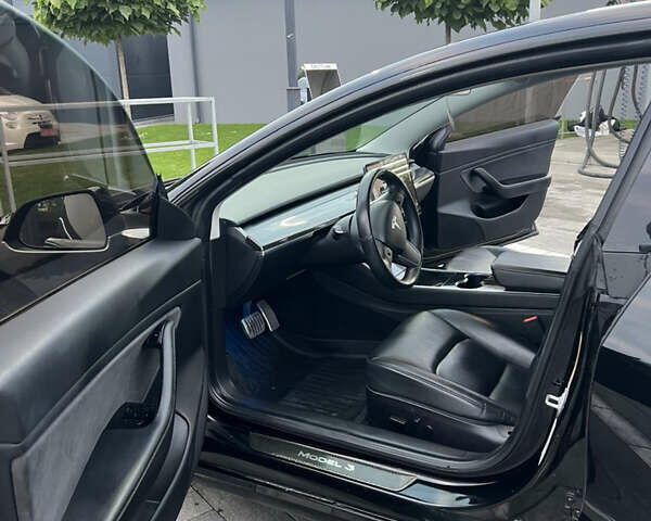 Черный Тесла Модель 3, объемом двигателя 0 л и пробегом 160 тыс. км за 16200 $, фото 8 на Automoto.ua