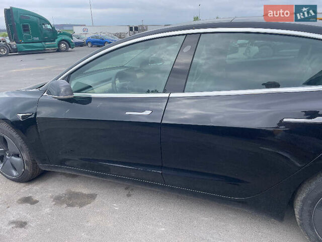 Черный Тесла Модель 3, объемом двигателя 0 л и пробегом 120 тыс. км за 11600 $, фото 14 на Automoto.ua