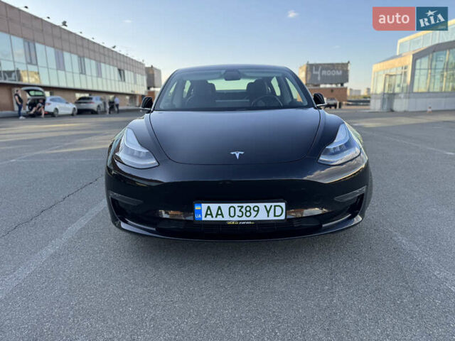 Тесла Модель 3 2019 у Києві на Automoto.ua Чорний Тесла Модель 3, об'ємом двигуна 0 л та пробігом 170 тис. км за 19900 $, фото 1 на Automoto.ua