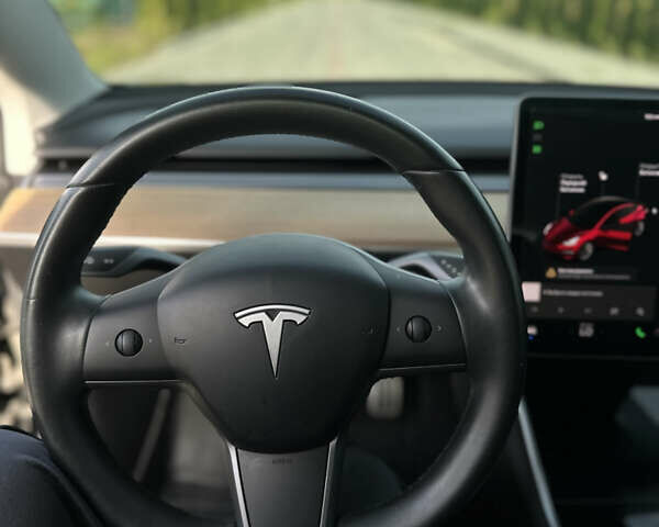 Черный Тесла Модель 3, объемом двигателя 0 л и пробегом 178 тыс. км за 16200 $, фото 19 на Automoto.ua