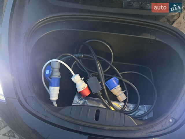 Черный Тесла Модель 3, объемом двигателя 0 л и пробегом 77 тыс. км за 20000 $, фото 45 на Automoto.ua