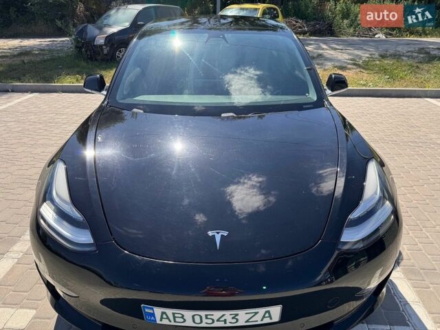 Чорний Тесла Модель 3, об'ємом двигуна 2.1 л та пробігом 79 тис. км за 10500 $, фото 1 на Automoto.ua