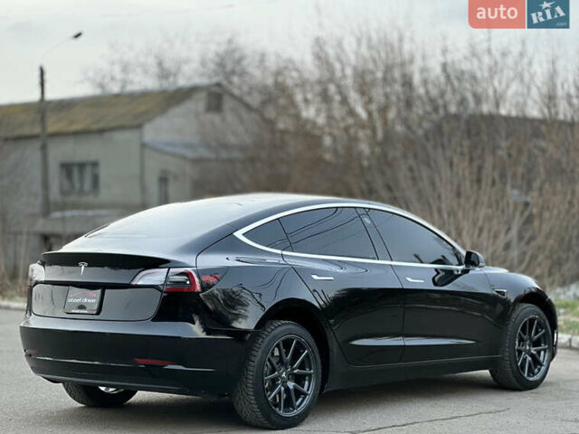 Черный Тесла Модель 3, объемом двигателя 0 л и пробегом 125 тыс. км за 15999 $, фото 8 на Automoto.ua