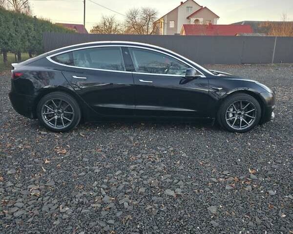 Чорний Тесла Модель 3, об'ємом двигуна 0 л та пробігом 201 тис. км за 12100 $, фото 5 на Automoto.ua