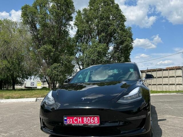 Черный Тесла Модель 3, объемом двигателя 0 л и пробегом 130 тыс. км за 13900 $, фото 1 на Automoto.ua