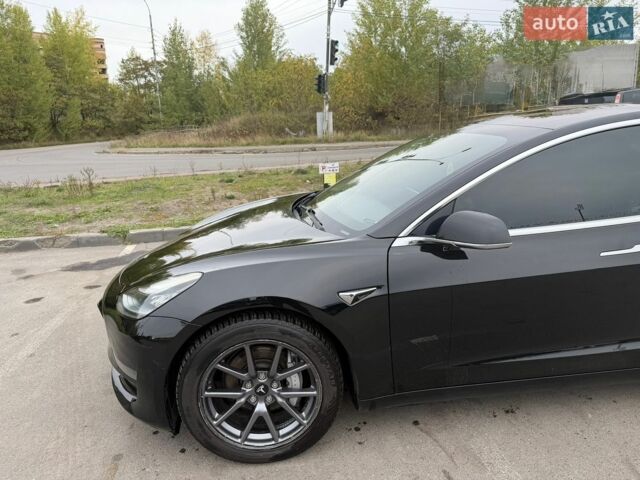 Чорний Тесла Модель 3, об'ємом двигуна 0 л та пробігом 153 тис. км за 20499 $, фото 2 на Automoto.ua