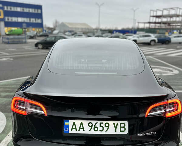 Черный Тесла Модель 3, объемом двигателя 0 л и пробегом 59 тыс. км за 23000 $, фото 2 на Automoto.ua