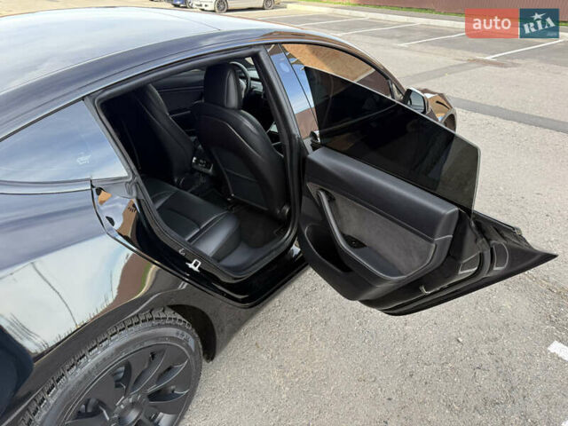 Черный Тесла Модель 3, объемом двигателя 0 л и пробегом 91 тыс. км за 23500 $, фото 8 на Automoto.ua