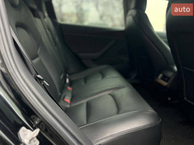 Черный Тесла Модель 3, объемом двигателя 0 л и пробегом 95 тыс. км за 16800 $, фото 25 на Automoto.ua