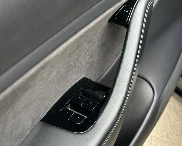 Черный Тесла Модель 3, объемом двигателя 0 л и пробегом 209 тыс. км за 18000 $, фото 77 на Automoto.ua