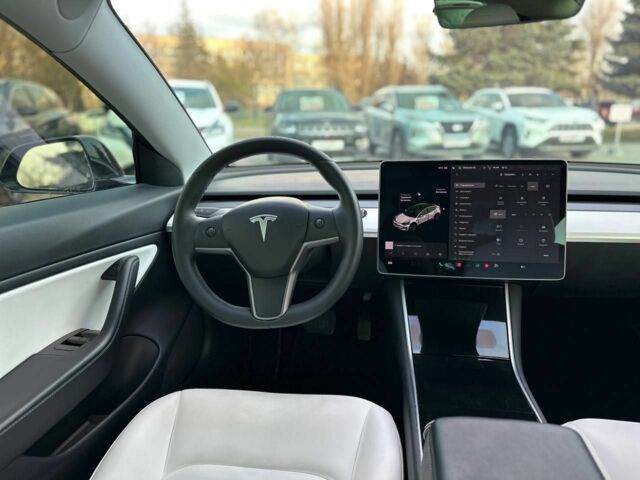 Чорний Тесла Модель 3, об'ємом двигуна 0 л та пробігом 81 тис. км за 22100 $, фото 15 на Automoto.ua