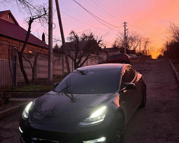 Чорний Тесла Модель 3, об'ємом двигуна 0 л та пробігом 92 тис. км за 19500 $, фото 21 на Automoto.ua