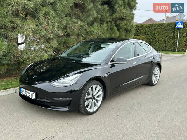 Черный Тесла Модель 3, объемом двигателя 0 л и пробегом 68 тыс. км за 17300 $, фото 20 на Automoto.ua