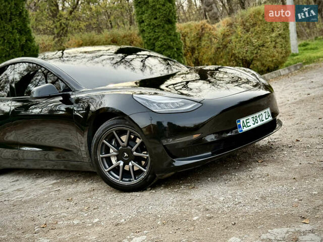 Чорний Тесла Модель 3, об'ємом двигуна 0 л та пробігом 100 тис. км за 15500 $, фото 24 на Automoto.ua