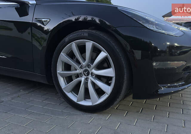 Чорний Тесла Модель 3, об'ємом двигуна 0 л та пробігом 88 тис. км за 18500 $, фото 13 на Automoto.ua