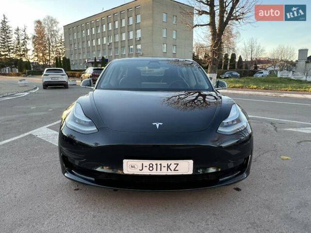Черный Тесла Модель 3, объемом двигателя 0 л и пробегом 150 тыс. км за 18500 $, фото 8 на Automoto.ua