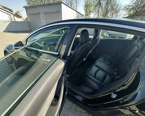 Черный Тесла Модель 3, объемом двигателя 0 л и пробегом 167 тыс. км за 16200 $, фото 11 на Automoto.ua