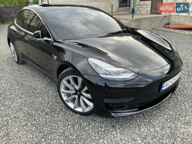 Тесла Модель 3 2020 в Ужгороде на Automoto.ua Черный Тесла Модель 3, объемом двигателя 0 л и пробегом 159 тыс. км за 16400 $, фото 17 на Automoto.ua