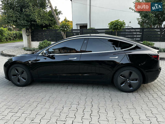 Тесла Модель 3 2020 у Львові на Automoto.ua Чорний Тесла Модель 3, об'ємом двигуна 0 л та пробігом 176 тис. км за 15499 $, фото 2 на Automoto.ua