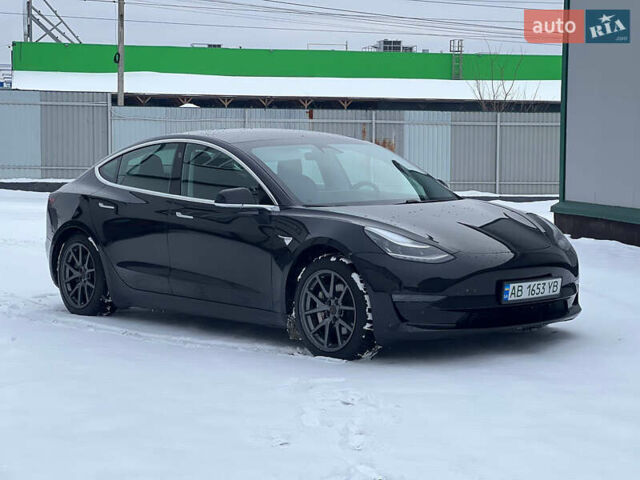 Чорний Тесла Модель 3, об'ємом двигуна 0 л та пробігом 75 тис. км за 16500 $, фото 2 на Automoto.ua