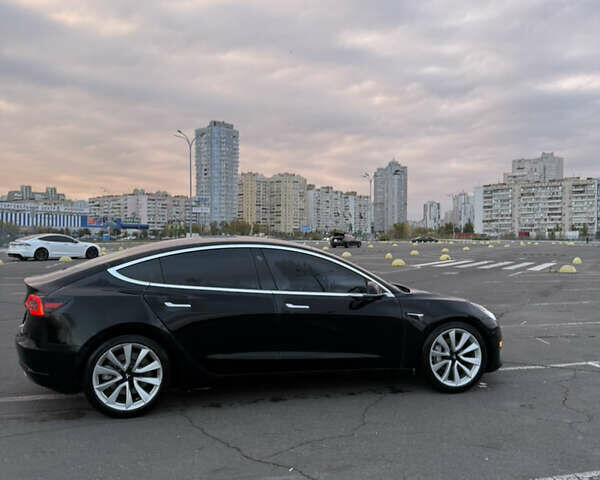 Тесла Модель 3 2020 в Киеве на Automoto.ua Черный Тесла Модель 3, объемом двигателя 0 л и пробегом 381 тыс. км за 14000 $, фото 24 на Automoto.ua