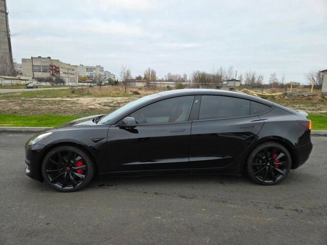 Чорний Тесла Модель 3, об'ємом двигуна 0 л та пробігом 91 тис. км за 20900 $, фото 3 на Automoto.ua