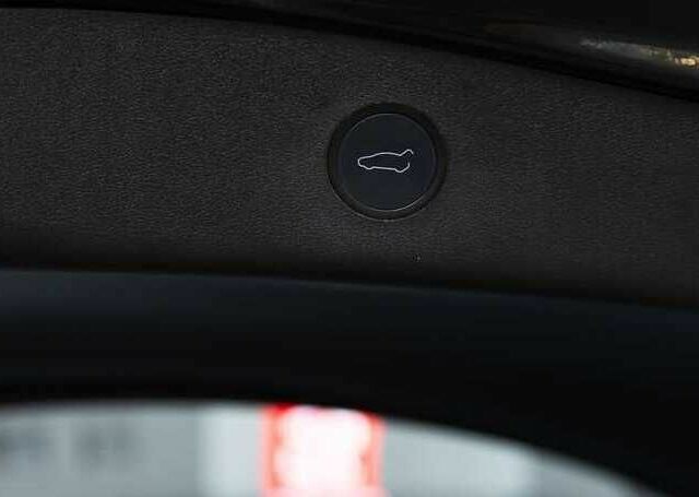 Черный Тесла Модель 3, объемом двигателя 0 л и пробегом 45 тыс. км за 16000 $, фото 8 на Automoto.ua