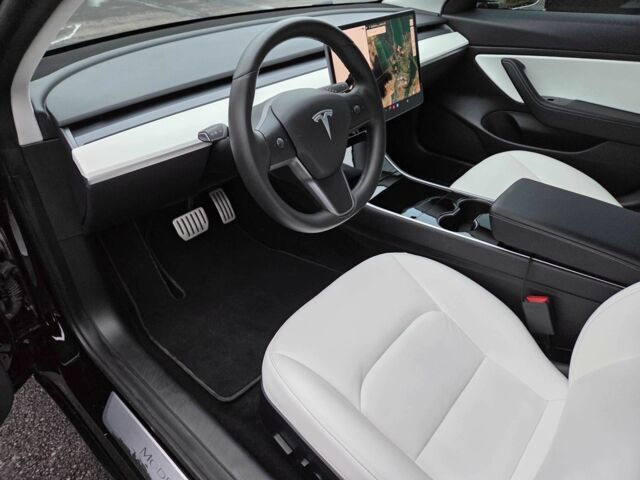 Чорний Тесла Модель 3, об'ємом двигуна 0 л та пробігом 91 тис. км за 20900 $, фото 20 на Automoto.ua