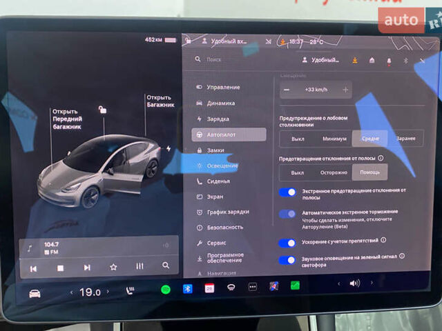 Тесла Модель 3 2020 у Львові на Automoto.ua Чорний Тесла Модель 3, об'ємом двигуна 0 л та пробігом 50 тис. км за 21950 $, фото 26 на Automoto.ua