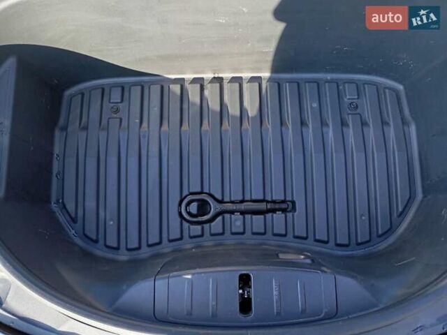 Чорний Тесла Модель 3, об'ємом двигуна 0 л та пробігом 189 тис. км за 14200 $, фото 1 на Automoto.ua