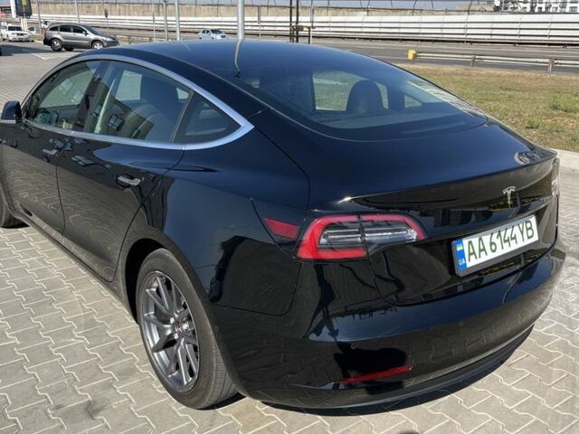 Чорний Тесла Модель 3, об'ємом двигуна 0 л та пробігом 130 тис. км за 15999 $, фото 4 на Automoto.ua