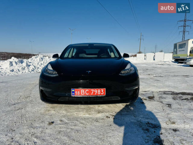 Чорний Тесла Модель 3, об'ємом двигуна 0 л та пробігом 197 тис. км за 14800 $, фото 2 на Automoto.ua