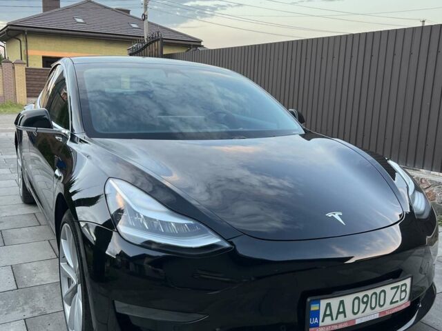 Чорний Тесла Модель 3, об'ємом двигуна 0 л та пробігом 130 тис. км за 17500 $, фото 1 на Automoto.ua