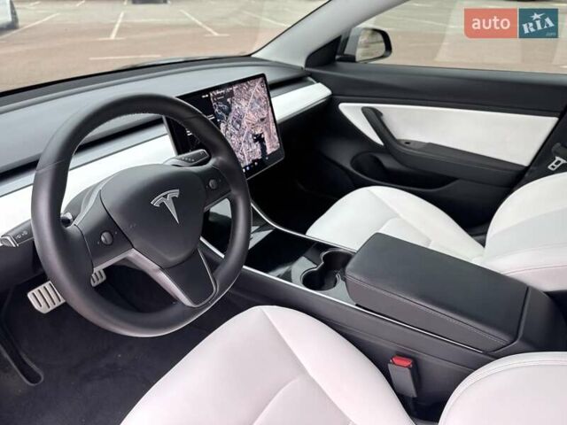 Тесла Модель 3 2020 у Києві на Automoto.ua Чорний Тесла Модель 3, об'ємом двигуна 0 л та пробігом 158 тис. км за 19599 $, фото 5 на Automoto.ua
