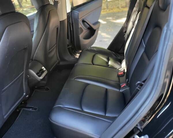 Черный Тесла Модель 3, объемом двигателя 0 л и пробегом 240 тыс. км за 16700 $, фото 32 на Automoto.ua