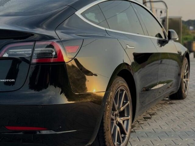 Чорний Тесла Модель 3, об'ємом двигуна 0 л та пробігом 180 тис. км за 17300 $, фото 4 на Automoto.ua