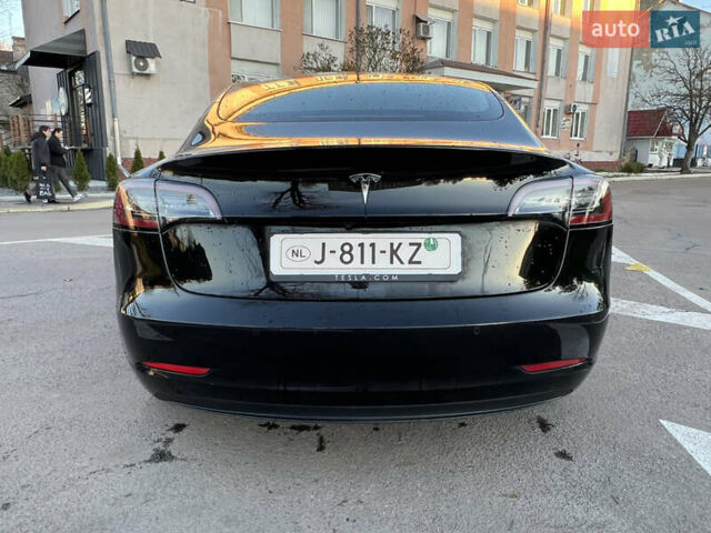 Черный Тесла Модель 3, объемом двигателя 0 л и пробегом 150 тыс. км за 18500 $, фото 16 на Automoto.ua