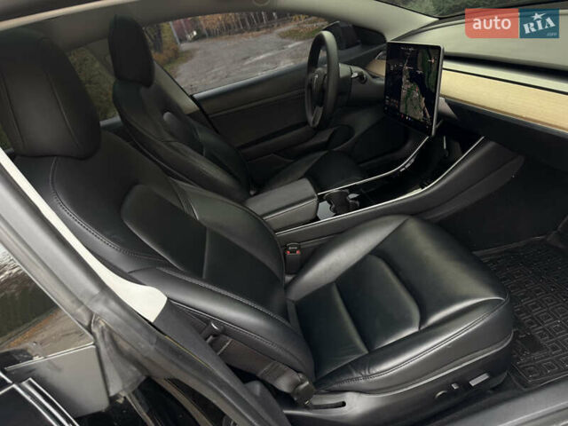 Чорний Тесла Модель 3, об'ємом двигуна 0 л та пробігом 100 тис. км за 15500 $, фото 42 на Automoto.ua