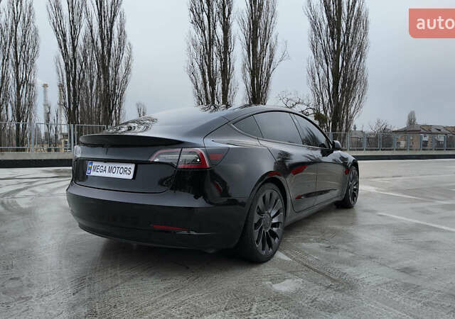 Черный Тесла Модель 3, объемом двигателя 0 л и пробегом 64 тыс. км за 22990 $, фото 5 на Automoto.ua