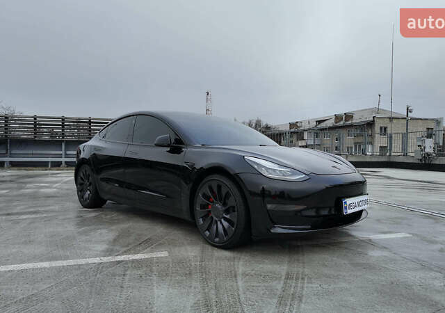 Черный Тесла Модель 3, объемом двигателя 0 л и пробегом 64 тыс. км за 22990 $, фото 7 на Automoto.ua