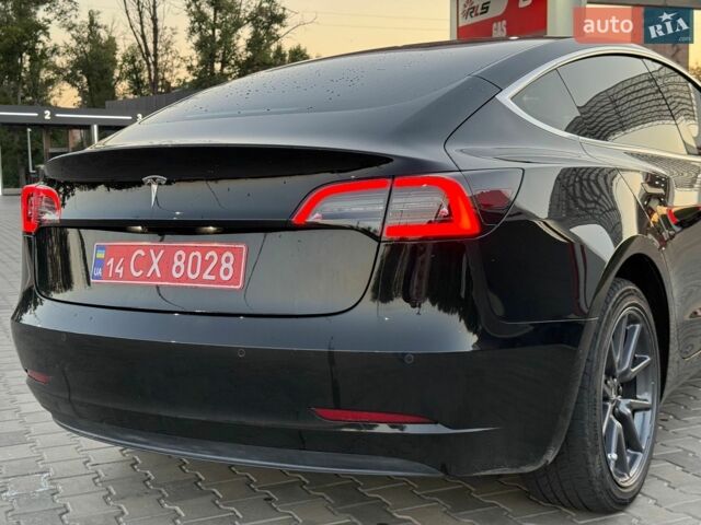 Черный Тесла Модель 3, объемом двигателя 0 л и пробегом 163 тыс. км за 15500 $, фото 6 на Automoto.ua