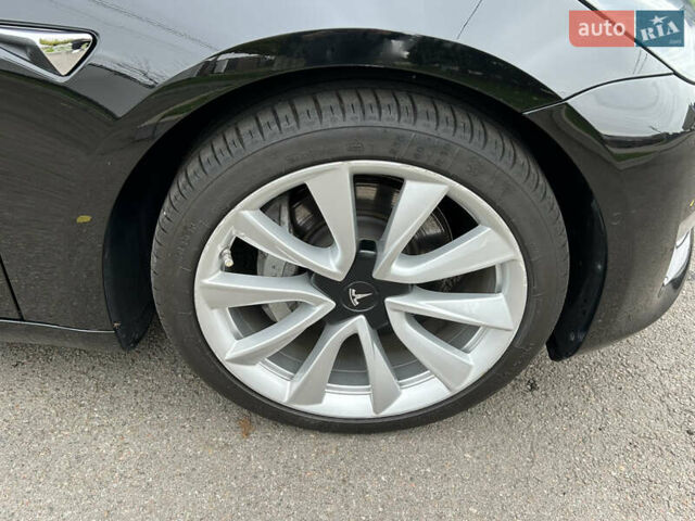 Черный Тесла Модель 3, объемом двигателя 0 л и пробегом 68 тыс. км за 17300 $, фото 18 на Automoto.ua