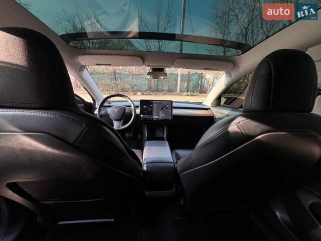 Черный Тесла Модель 3, объемом двигателя 0 л и пробегом 80 тыс. км за 16500 $, фото 32 на Automoto.ua