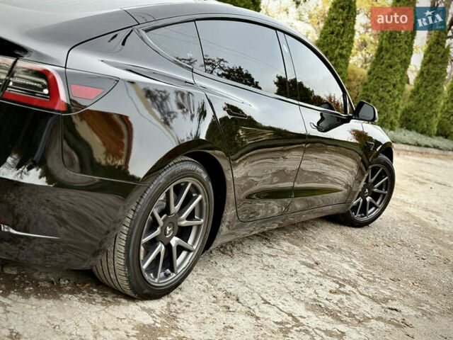 Чорний Тесла Модель 3, об'ємом двигуна 0 л та пробігом 100 тис. км за 15500 $, фото 21 на Automoto.ua