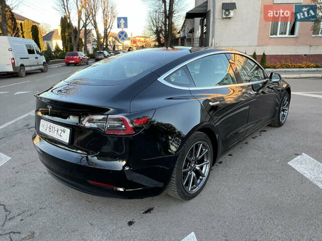 Черный Тесла Модель 3, объемом двигателя 0 л и пробегом 150 тыс. км за 18500 $, фото 15 на Automoto.ua