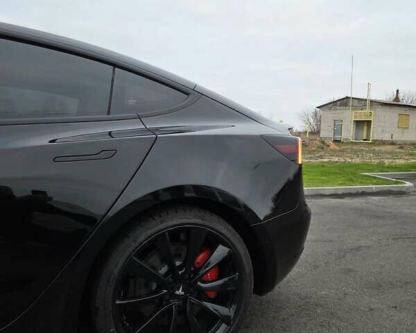 Чорний Тесла Модель 3, об'ємом двигуна 0 л та пробігом 91 тис. км за 21700 $, фото 6 на Automoto.ua